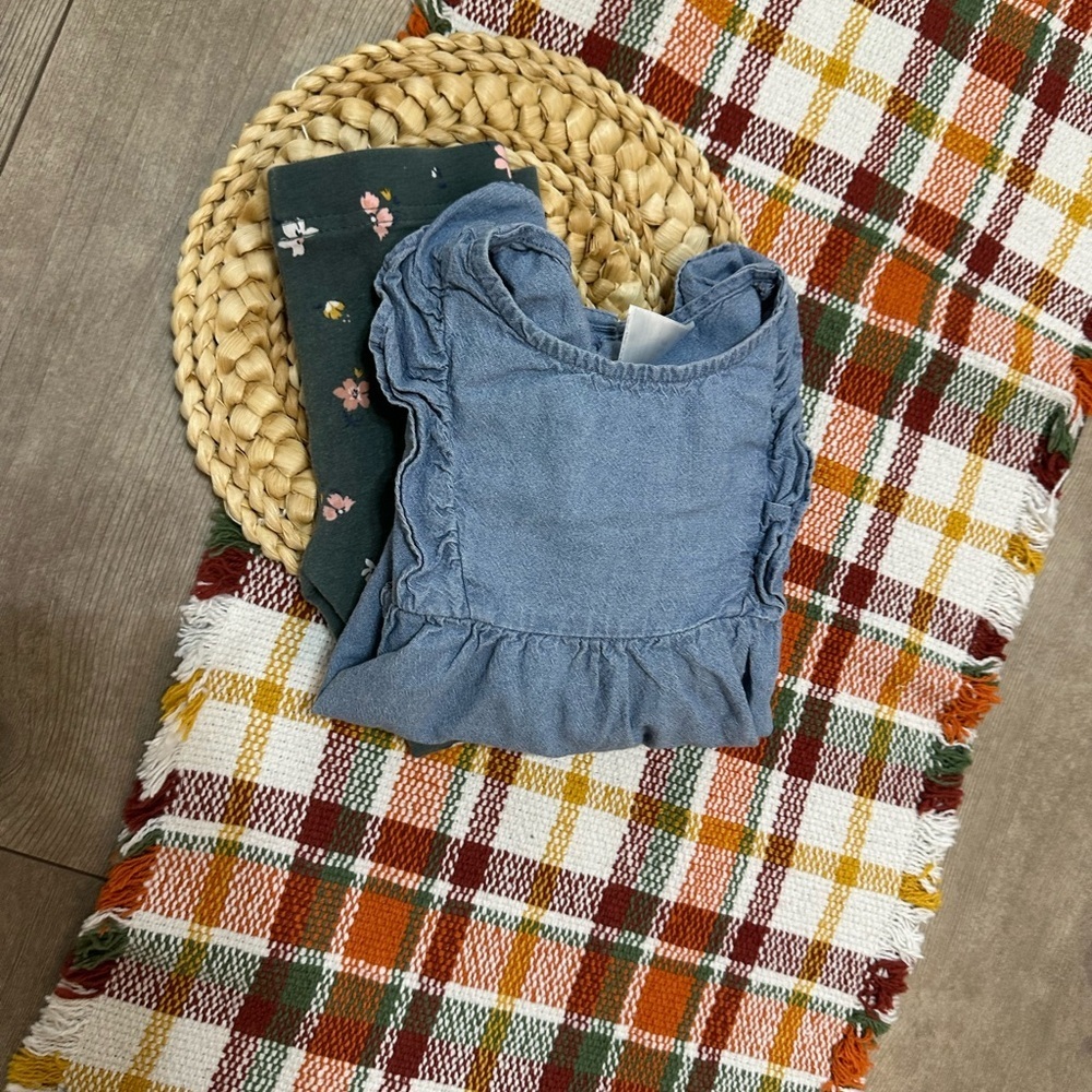 Carter’s 2T Toddler Girl Chambray Blouse & Floral Leggings Outfit Set - Picture 11 of 13